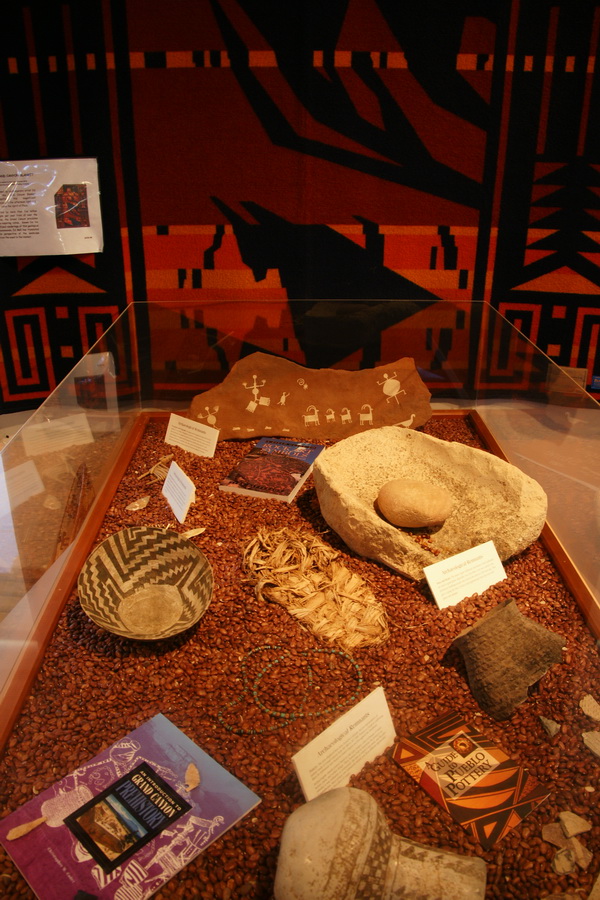 2008/GCW9.jpg