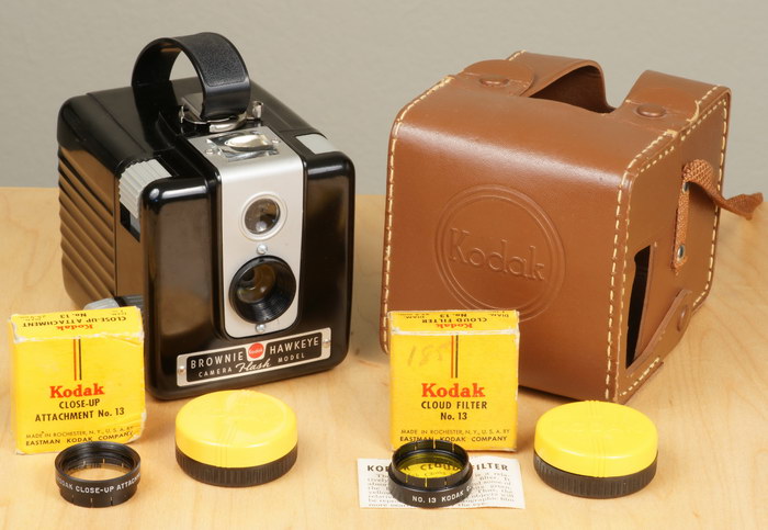 Kodak Brownie Hawkeye flash model review